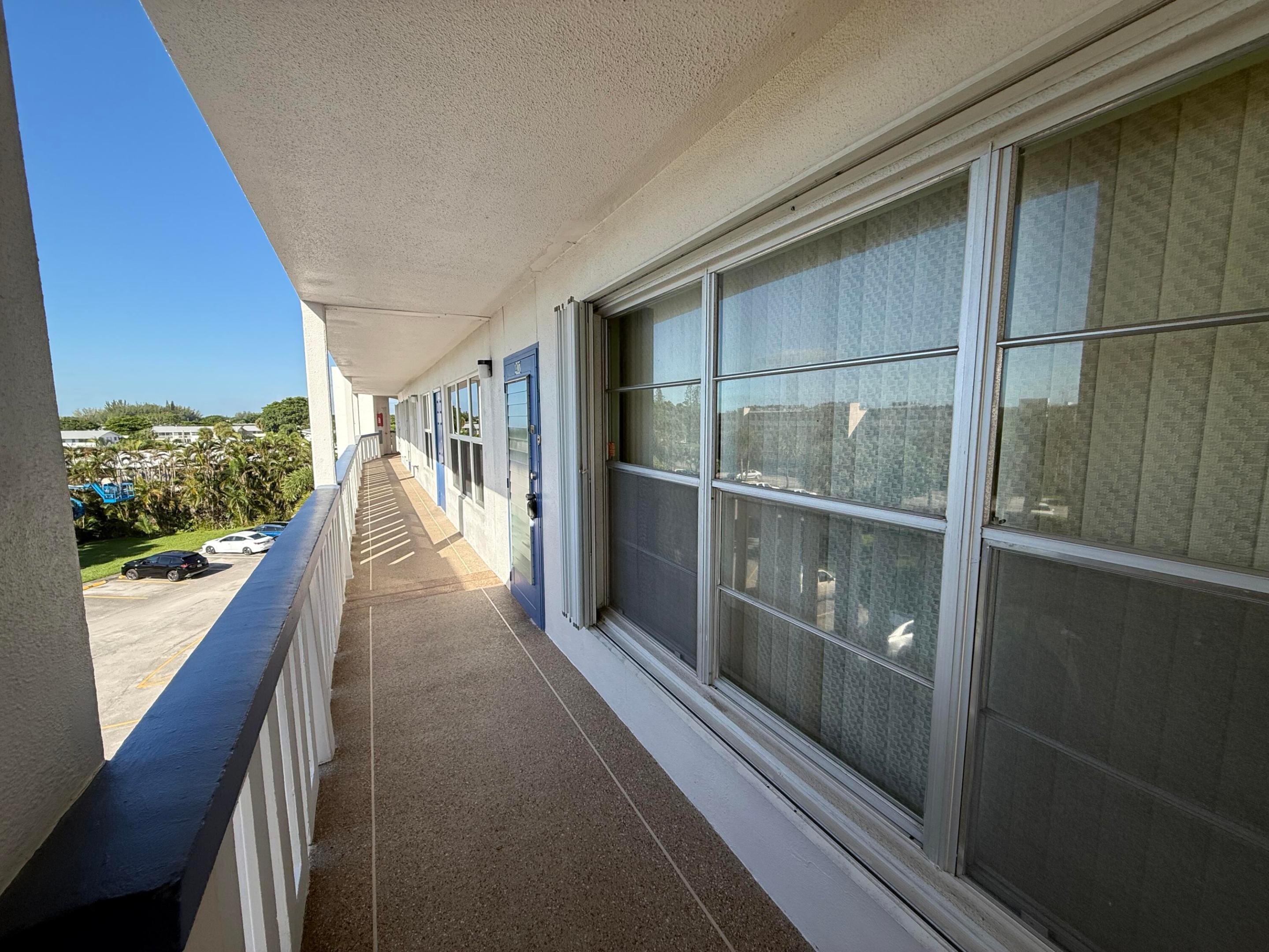 407 Greenbrier A Property Photo 1