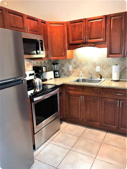 4411 E Tradewinds Avenue A-b Property Photo 6