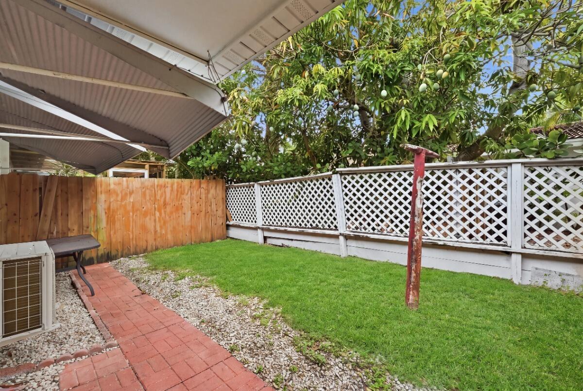 1201 N Victoria Park Road 1203 Property Photo 14