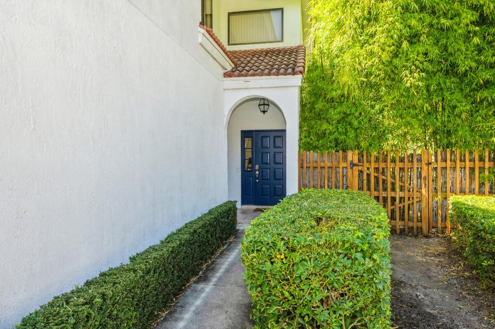 5504 Fox Hollow Drive Property Photo 2