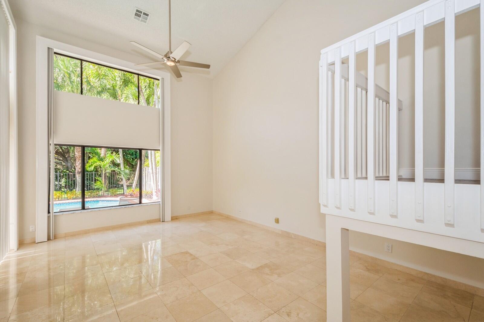 5504 Fox Hollow Drive Property Photo 5