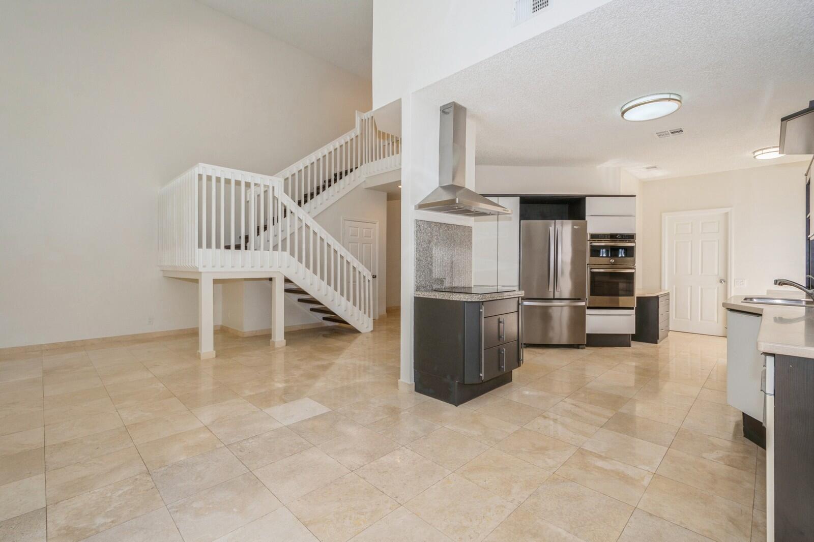 5504 Fox Hollow Drive Property Photo 13