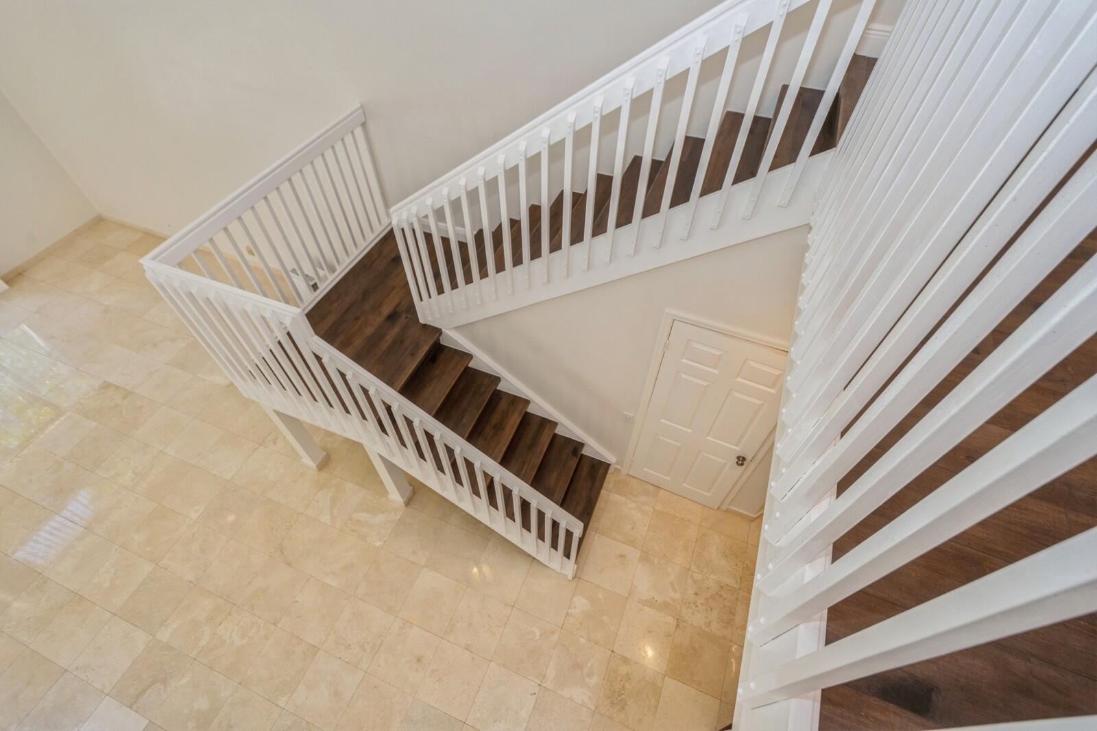 5504 Fox Hollow Drive Property Photo 16