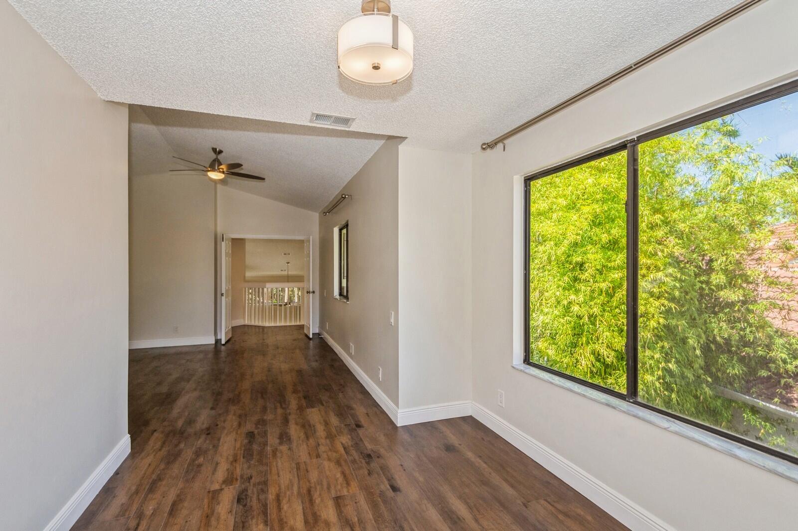 5504 Fox Hollow Drive Property Photo 22