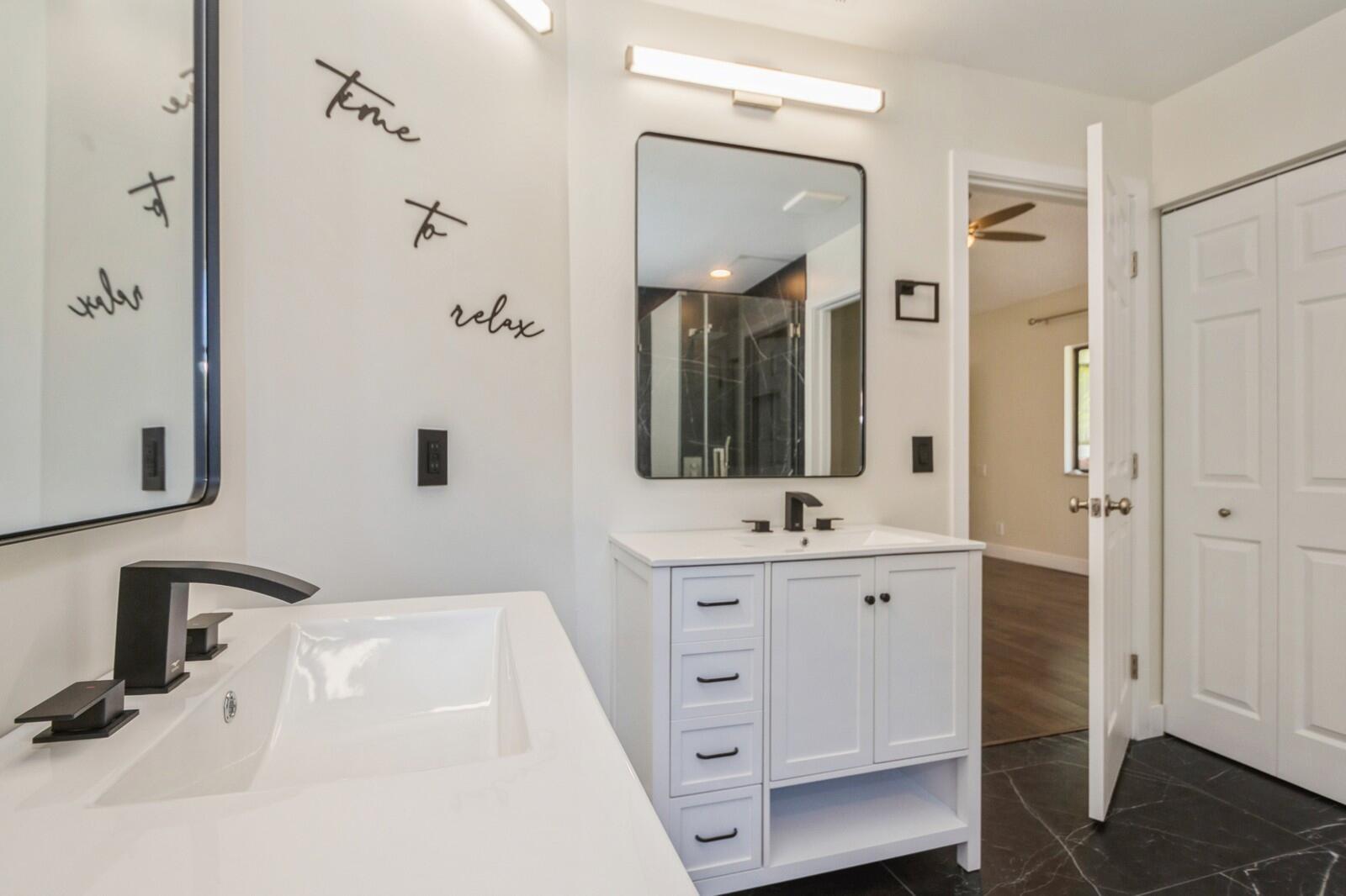 5504 Fox Hollow Drive Property Photo 25
