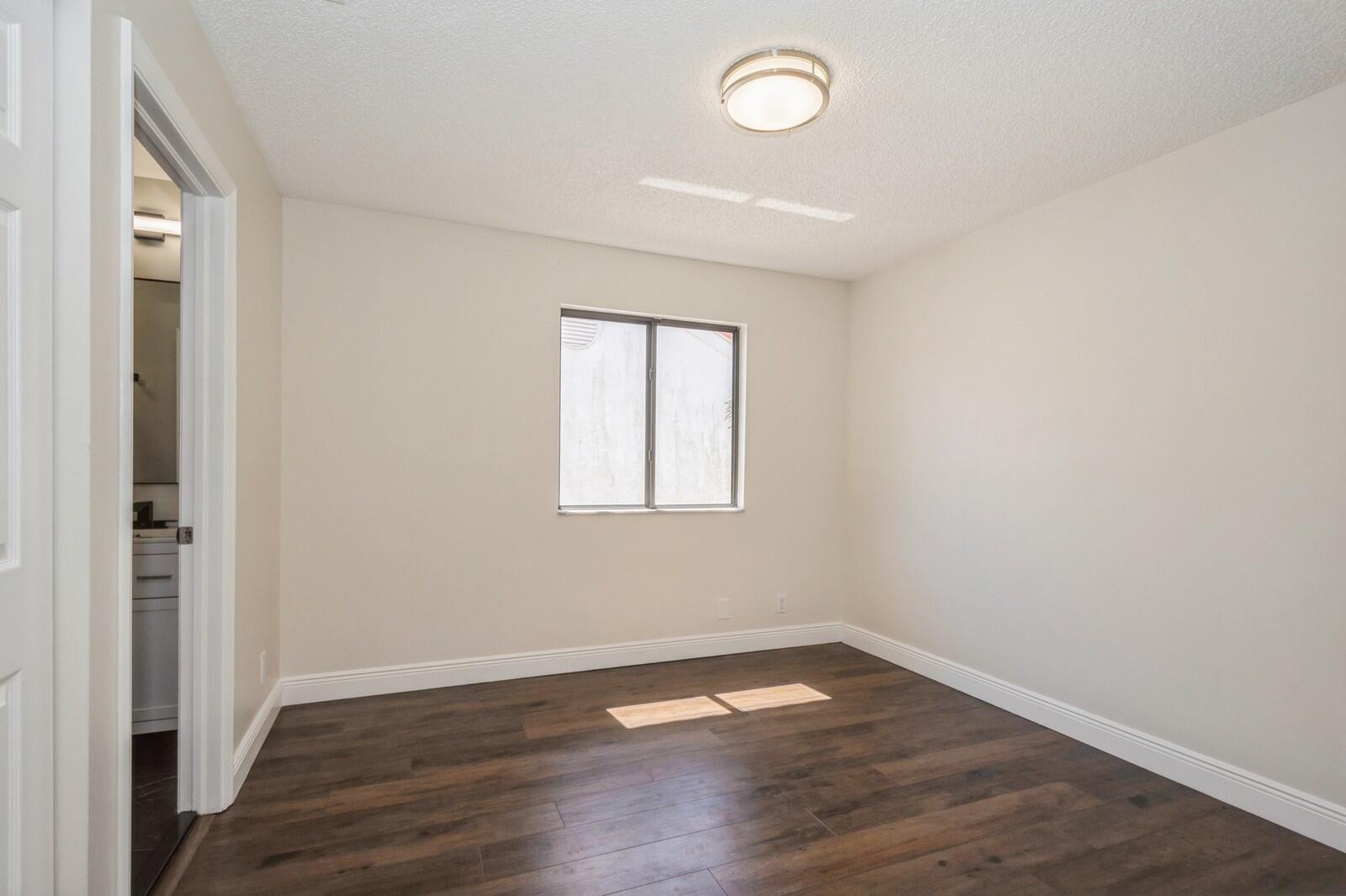 5504 Fox Hollow Drive Property Photo 27