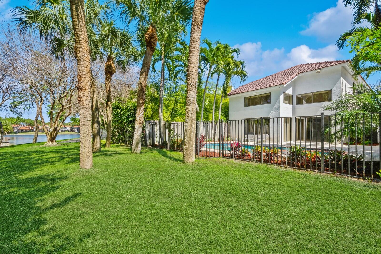5504 Fox Hollow Drive Property Photo 48