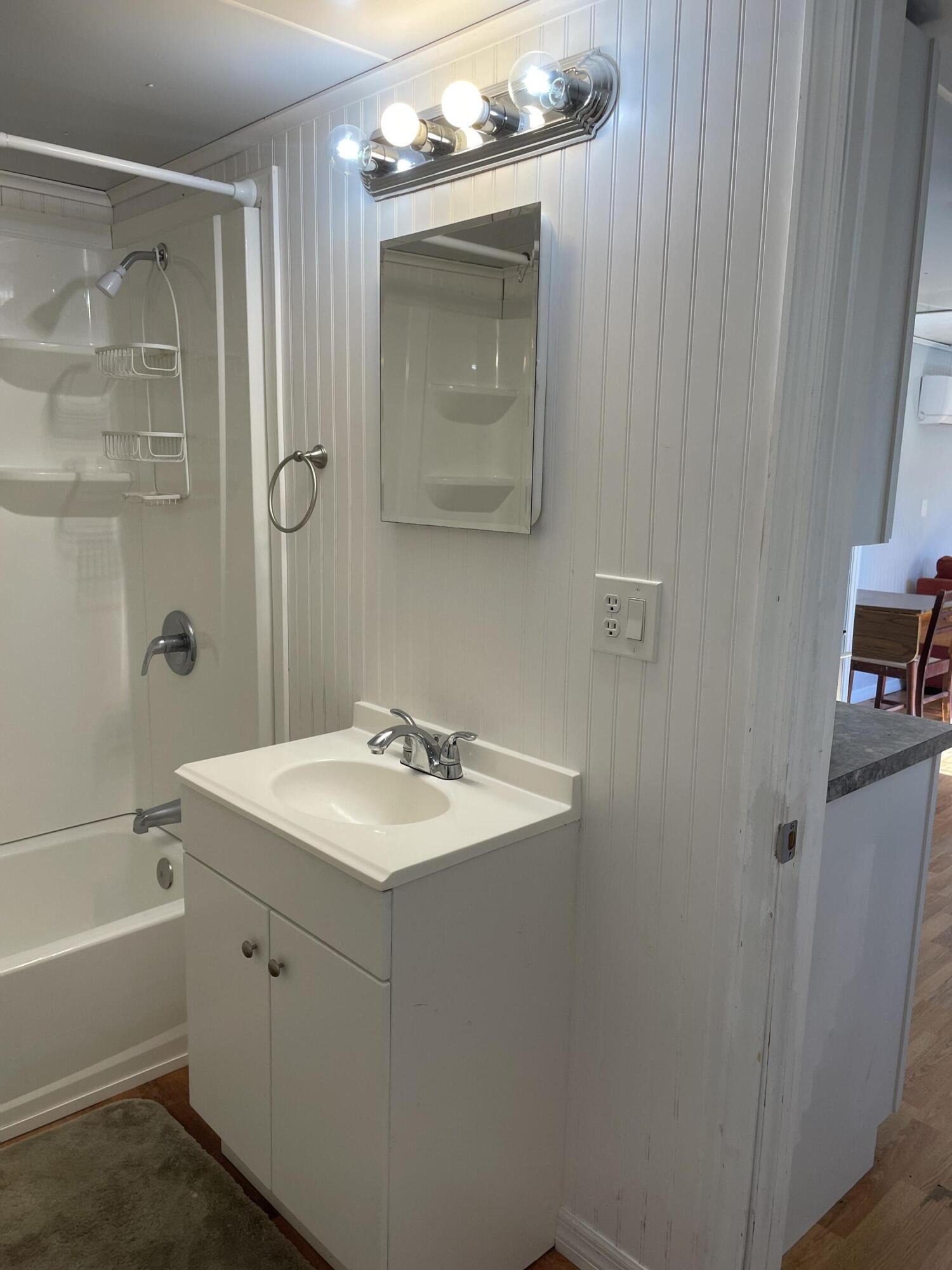 6275 Us Highway 441 Se Property Photo 4