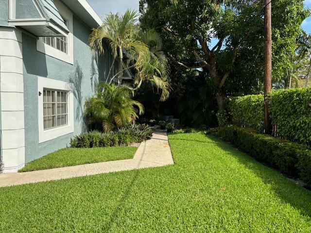 422 Sw 9th Street 6 Property Photo 3