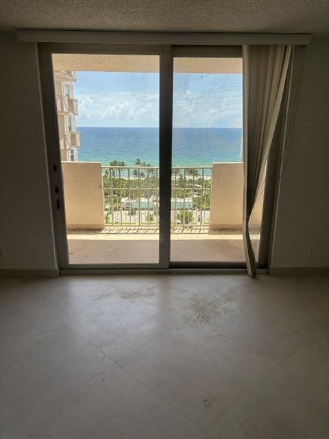 1865 S Ocean Drive 17 N Property Photo 1