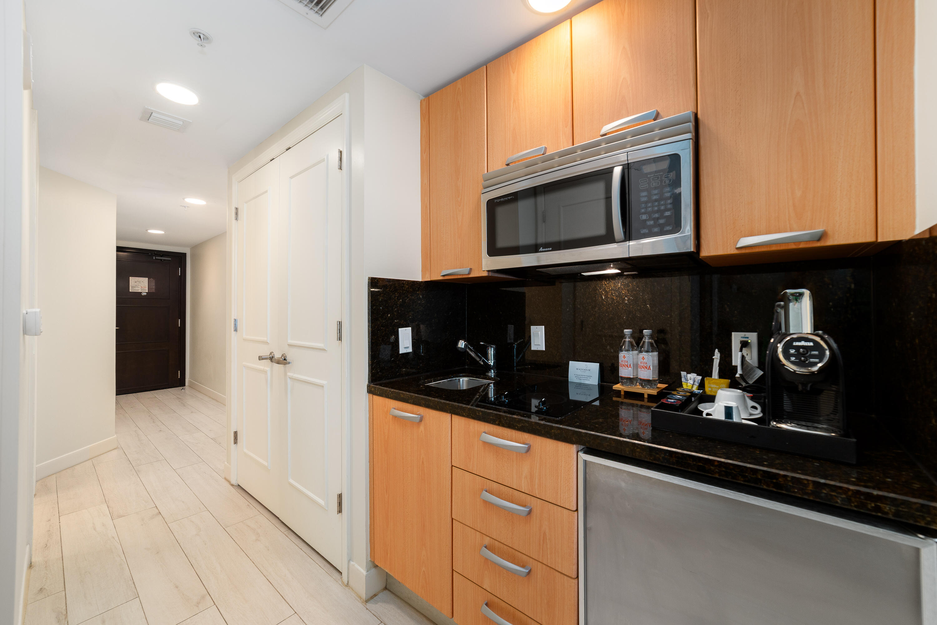 505 N Fort Lauderdale Beach Boulevard 1708 Property Photo 6