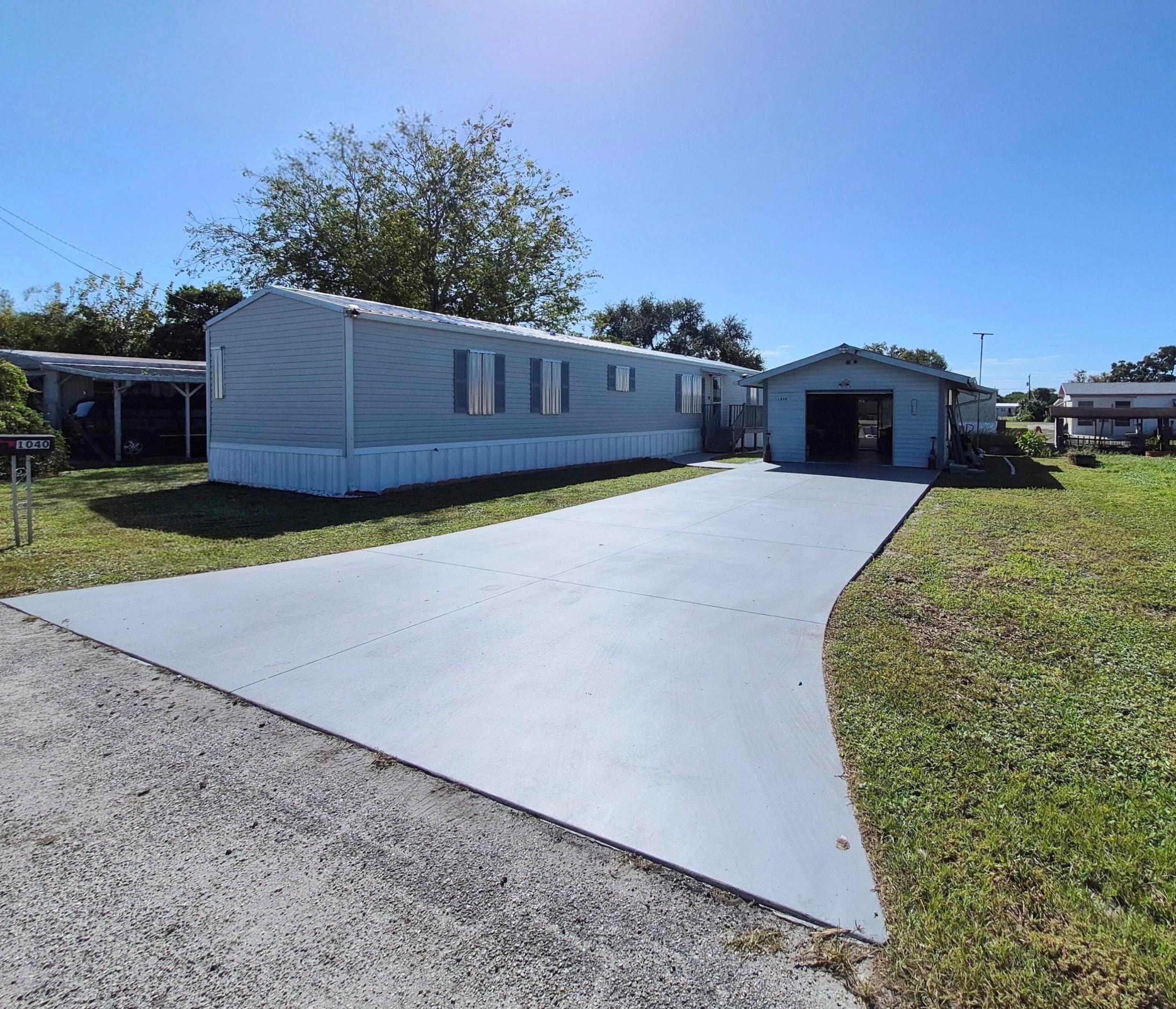 1040 12th Street Property Photo 3