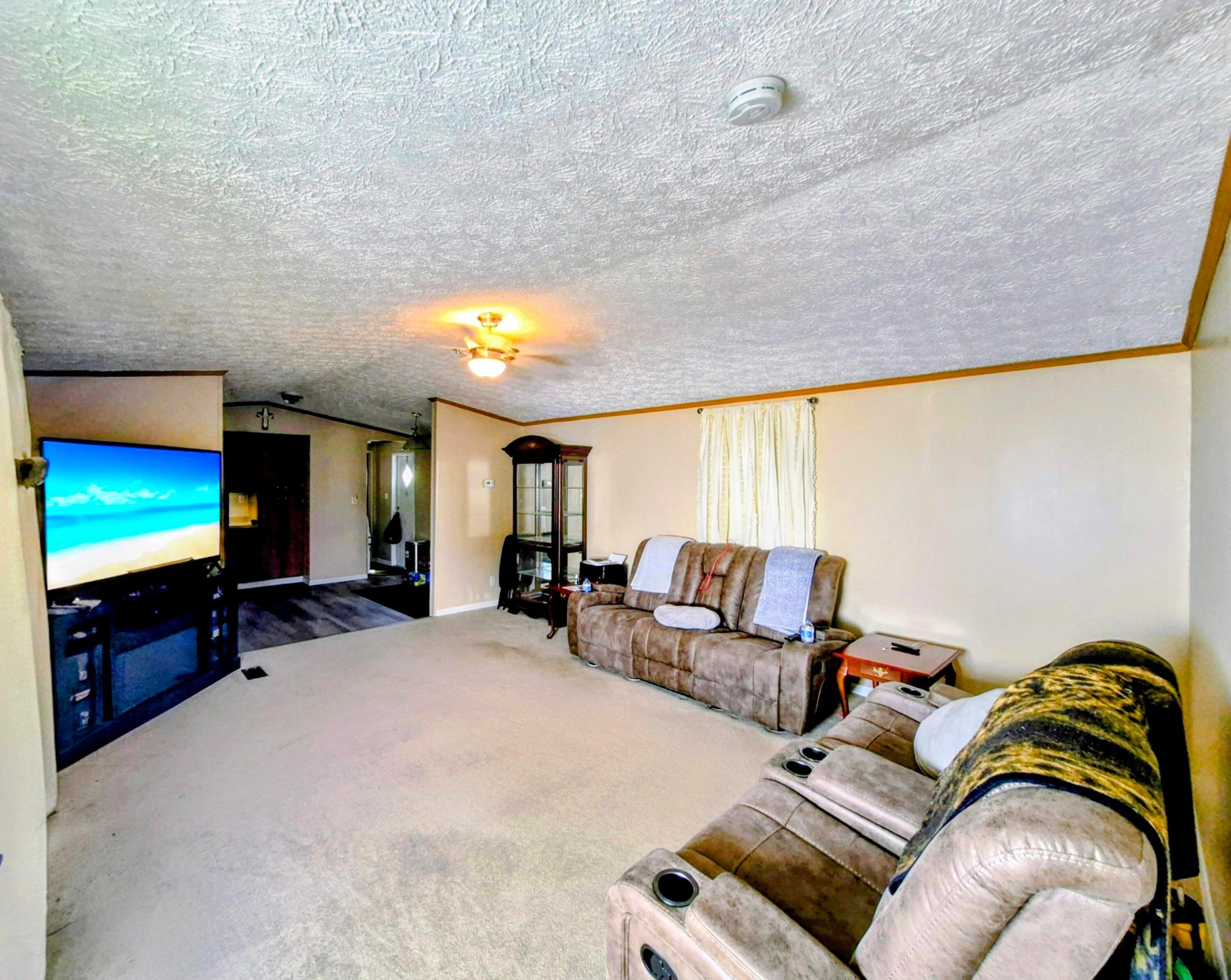 1040 12th Street Property Photo 7