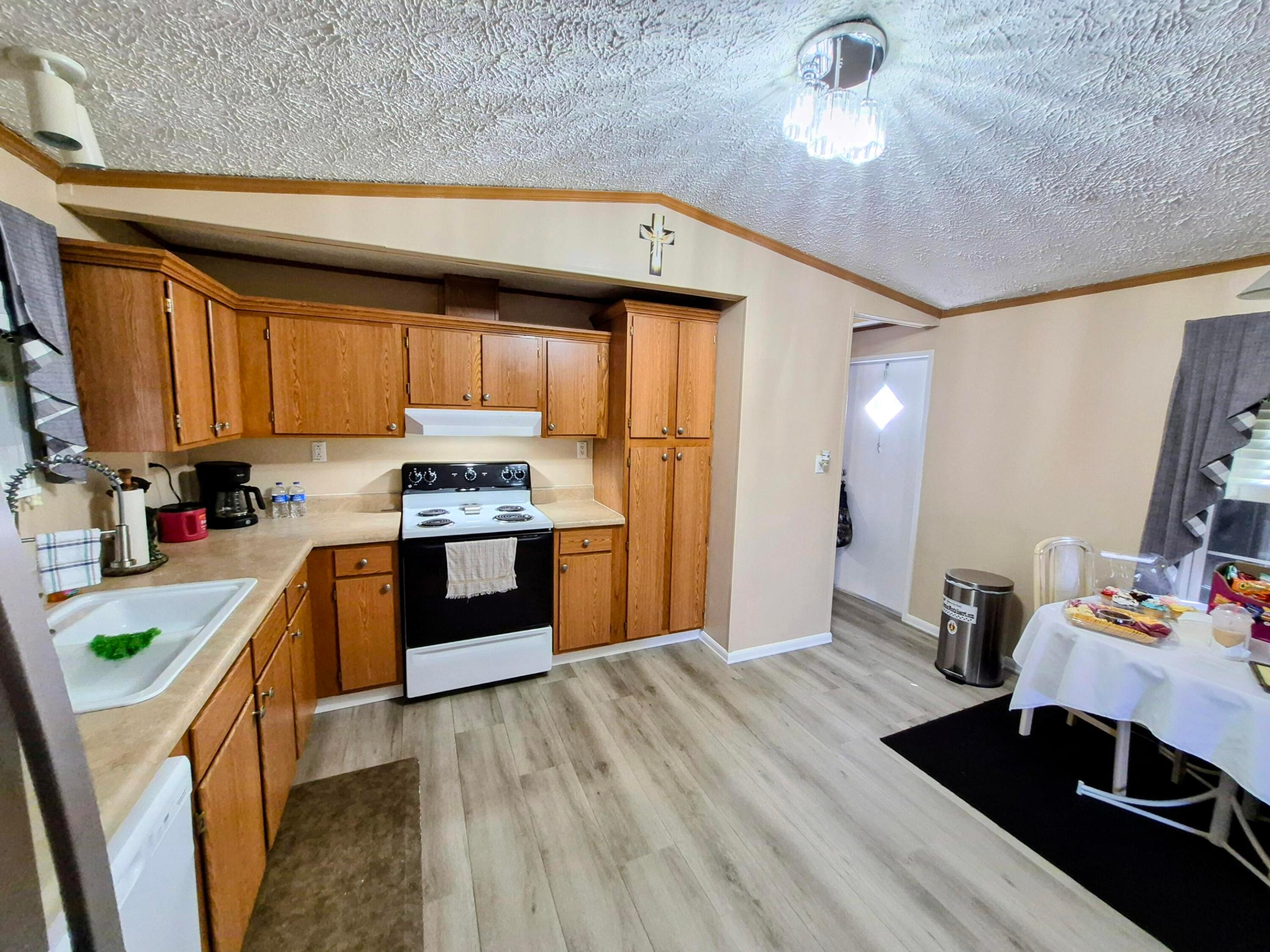1040 12th Street Property Photo 12
