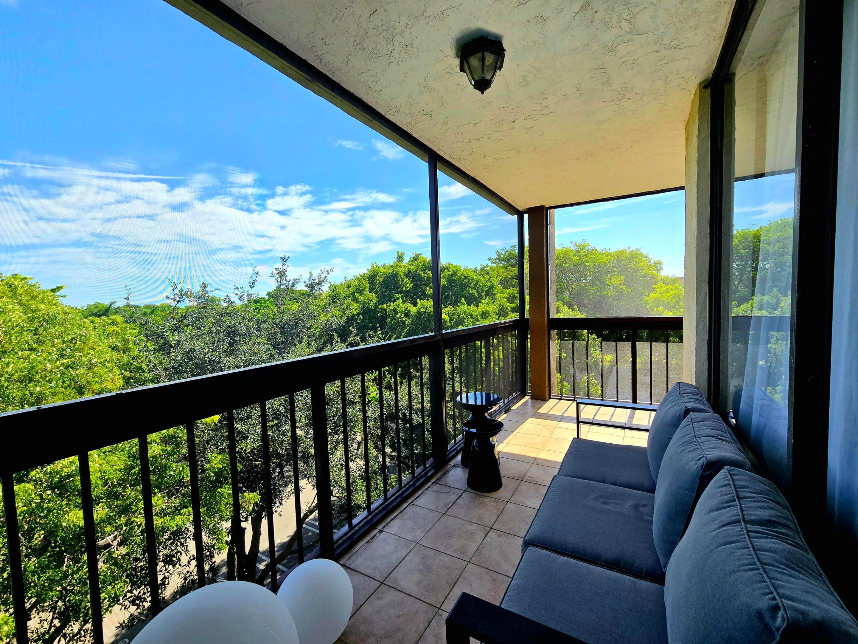955 Egret Circle 501 Property Photo 19