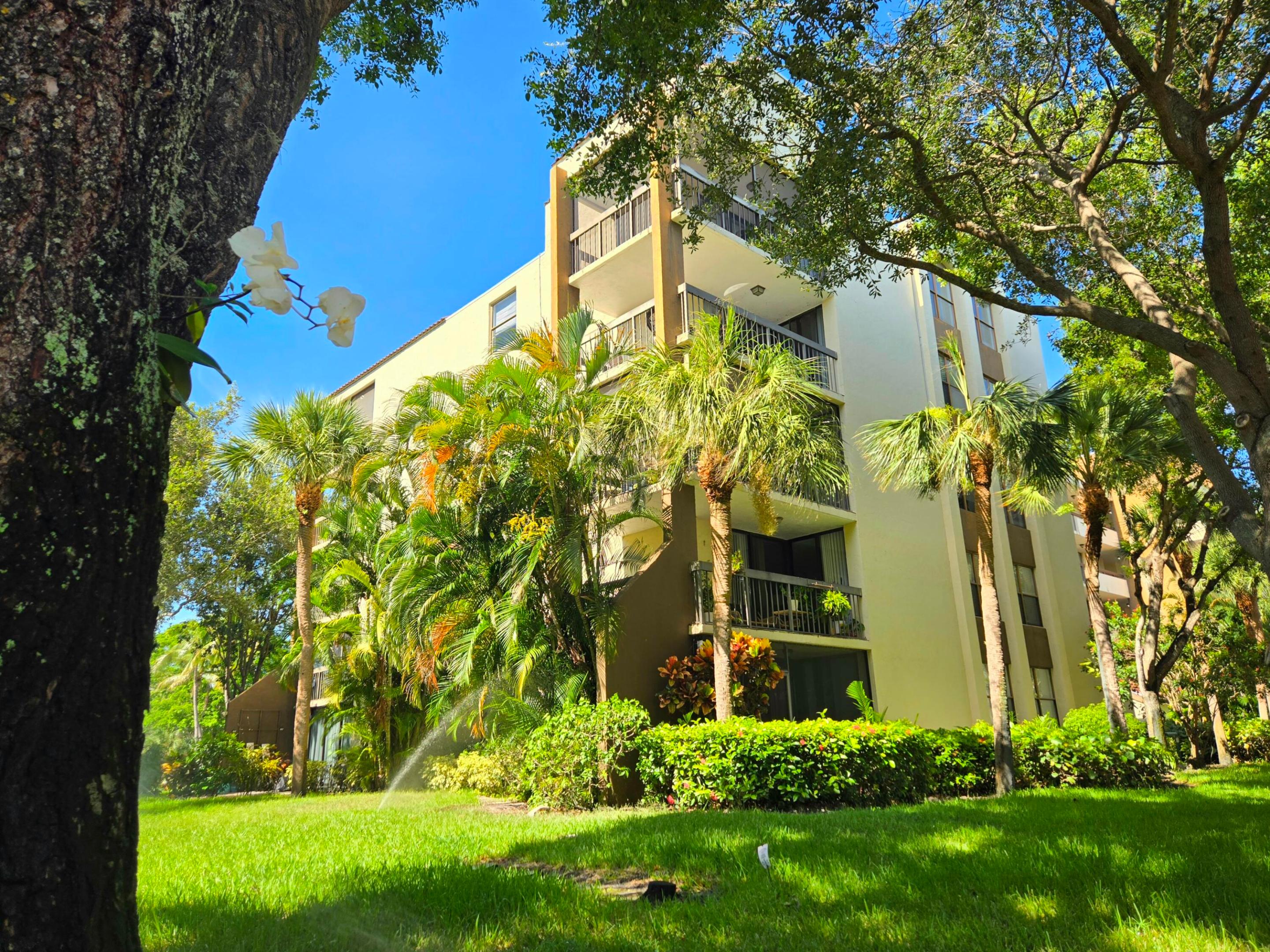 955 Egret Circle 501 Property Photo 23