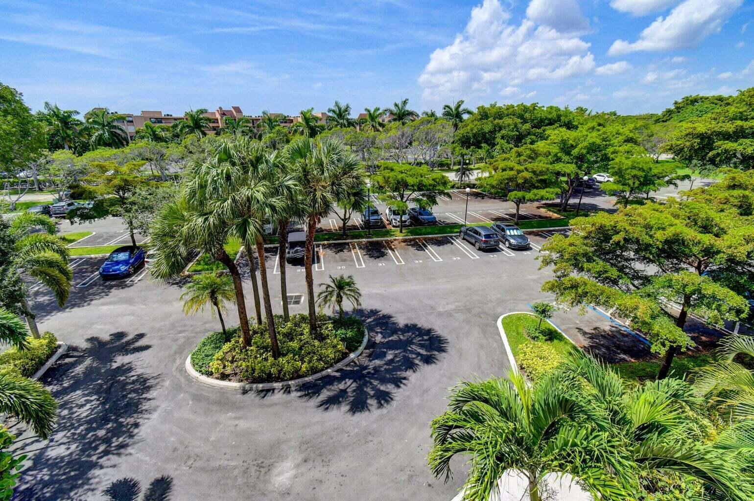 955 Egret Circle 501 Property Photo 29