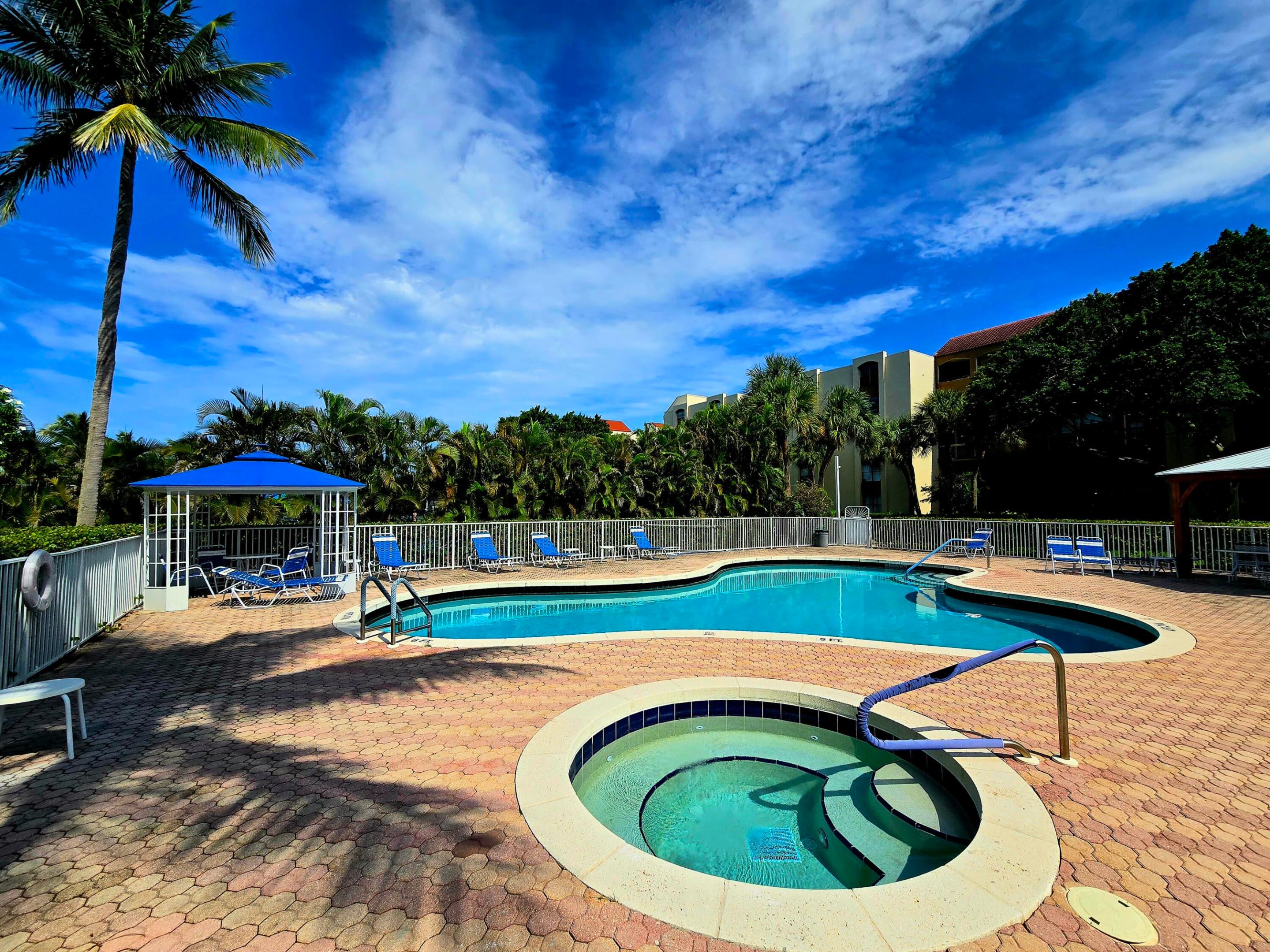 955 Egret Circle 501 Property Photo 32