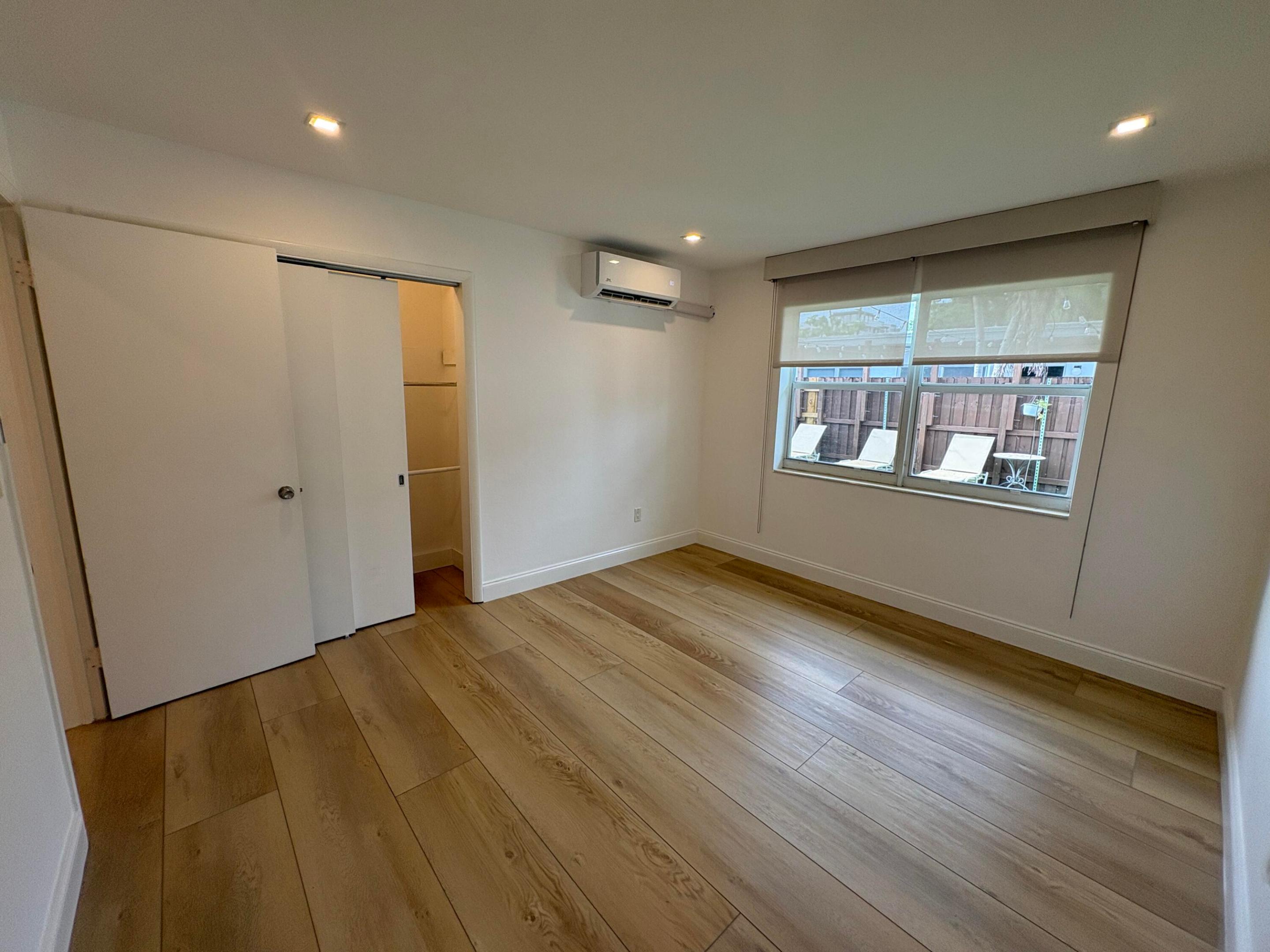 1032 Ne 16th Terrace Property Photo 26