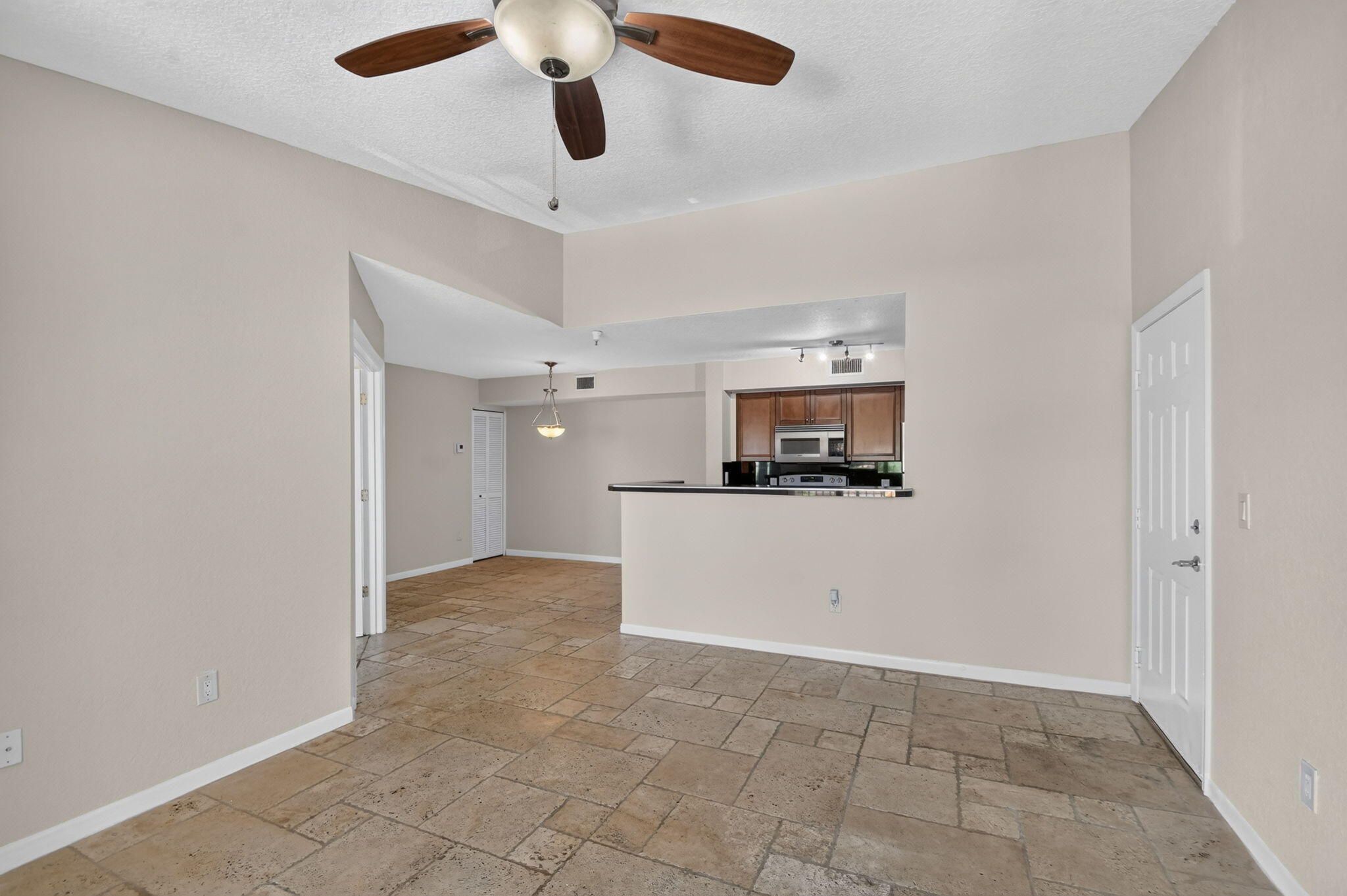 160 Yacht Club Way 211 Property Photo 7