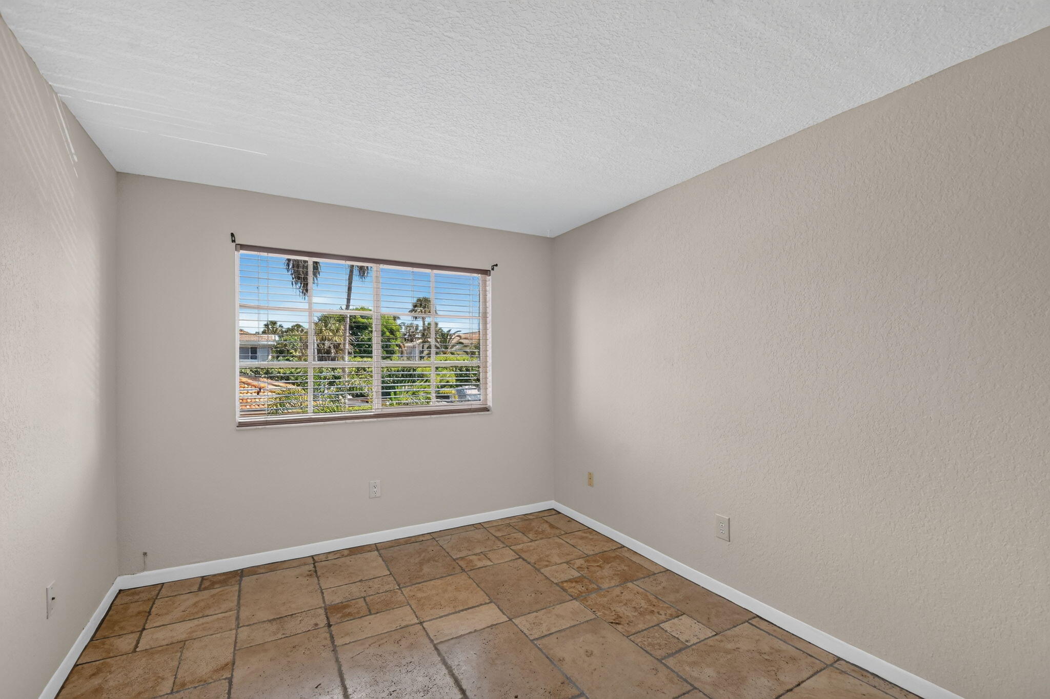 160 Yacht Club Way 211 Property Photo 20