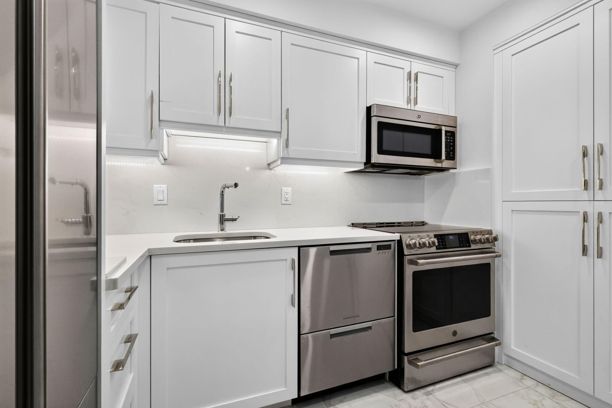 2780 S Ocean Boulevard 607 Property Photo 5