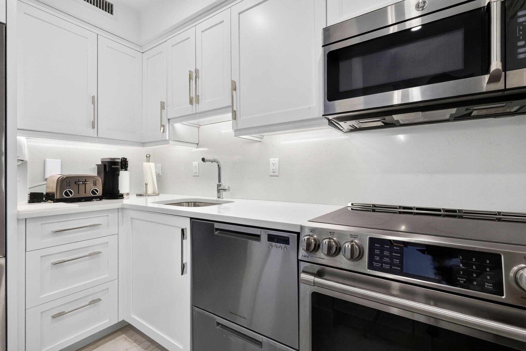 2780 S Ocean Boulevard 607 Property Photo 6