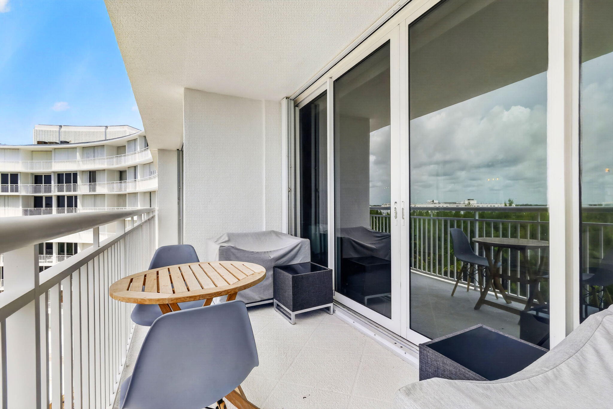 2780 S Ocean Boulevard 607 Property Photo 25
