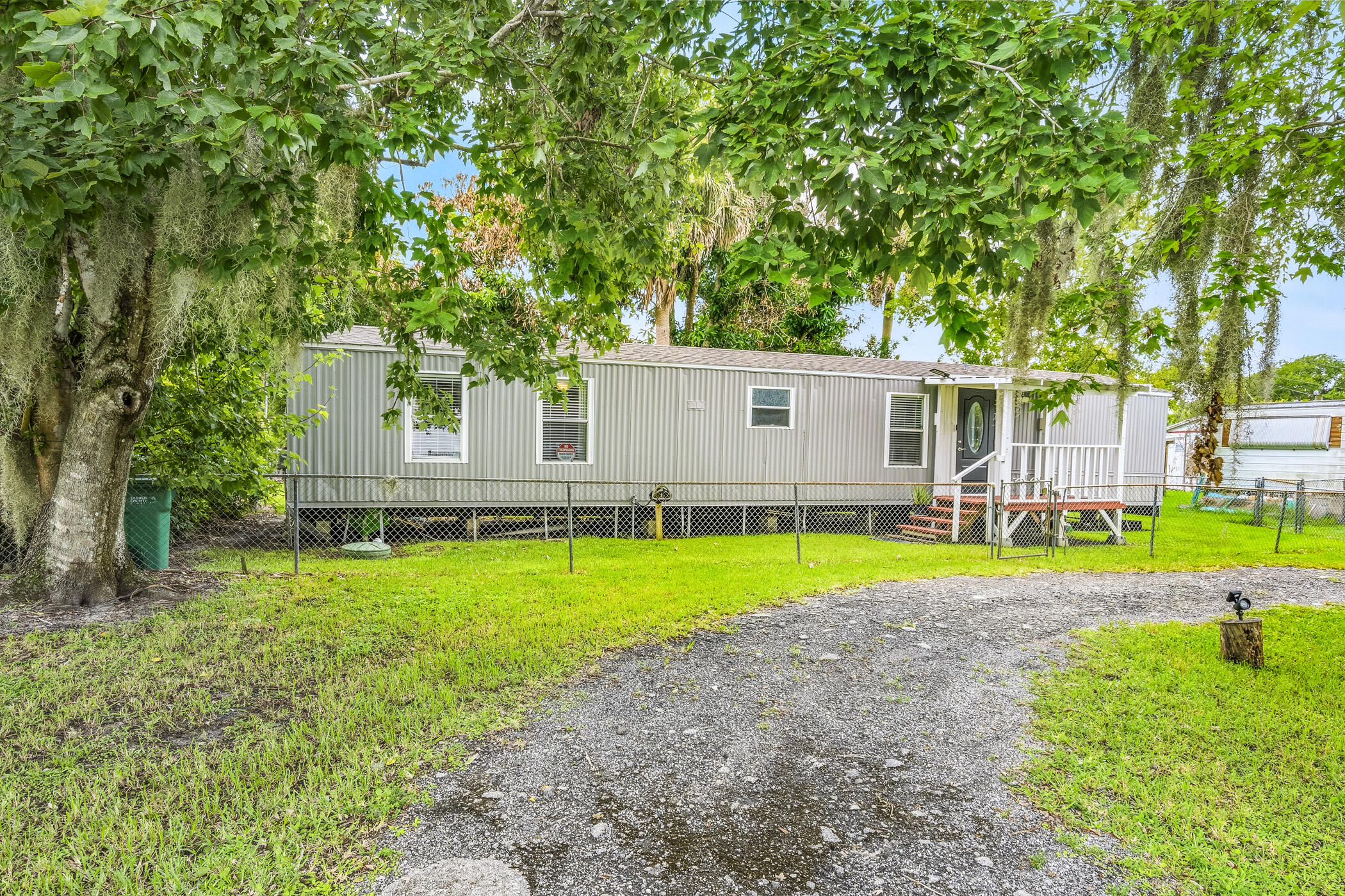 5133 Melissa Lane Property Photo 4
