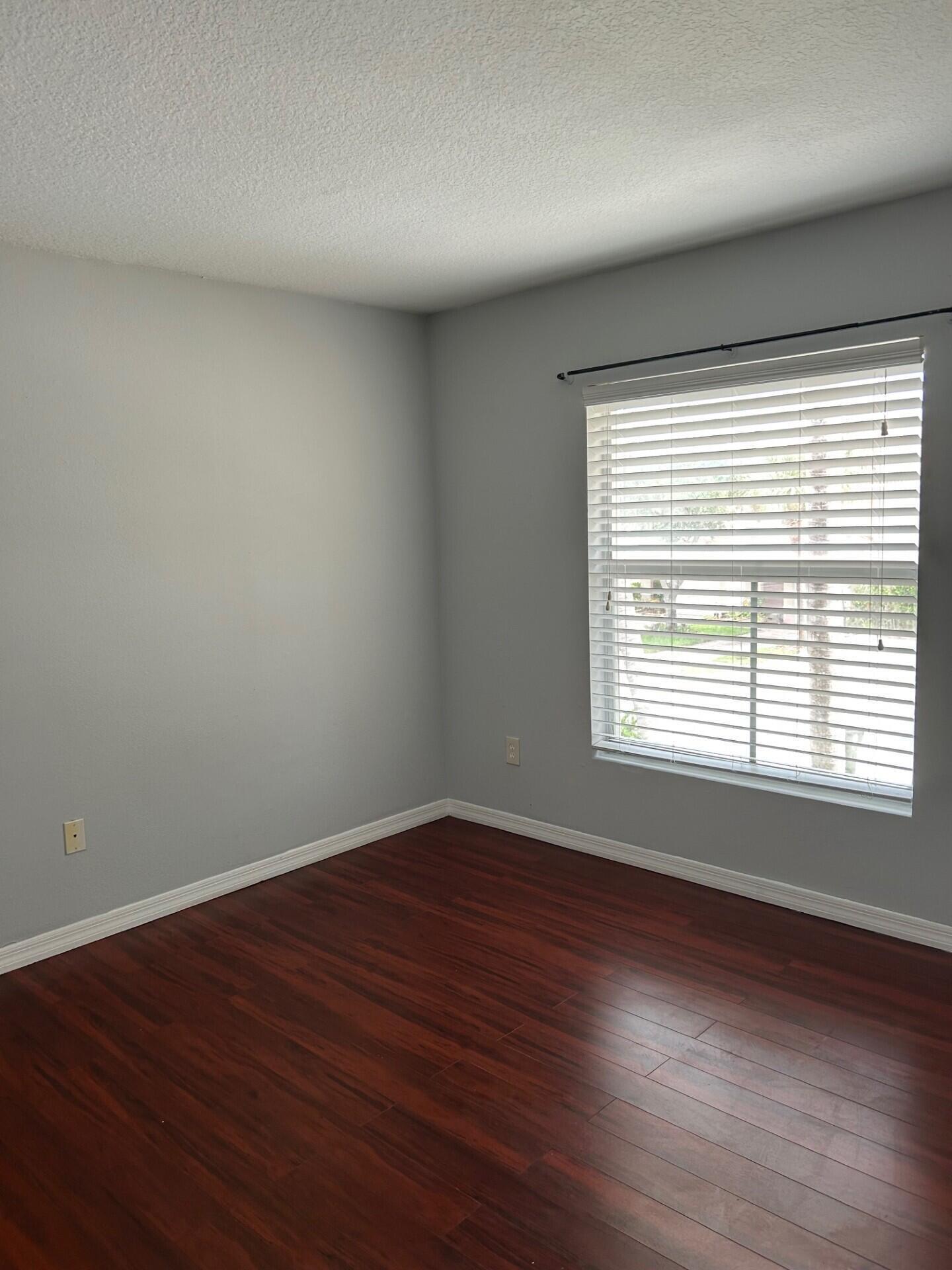1412 Seminole Palms Drive Property Photo 19