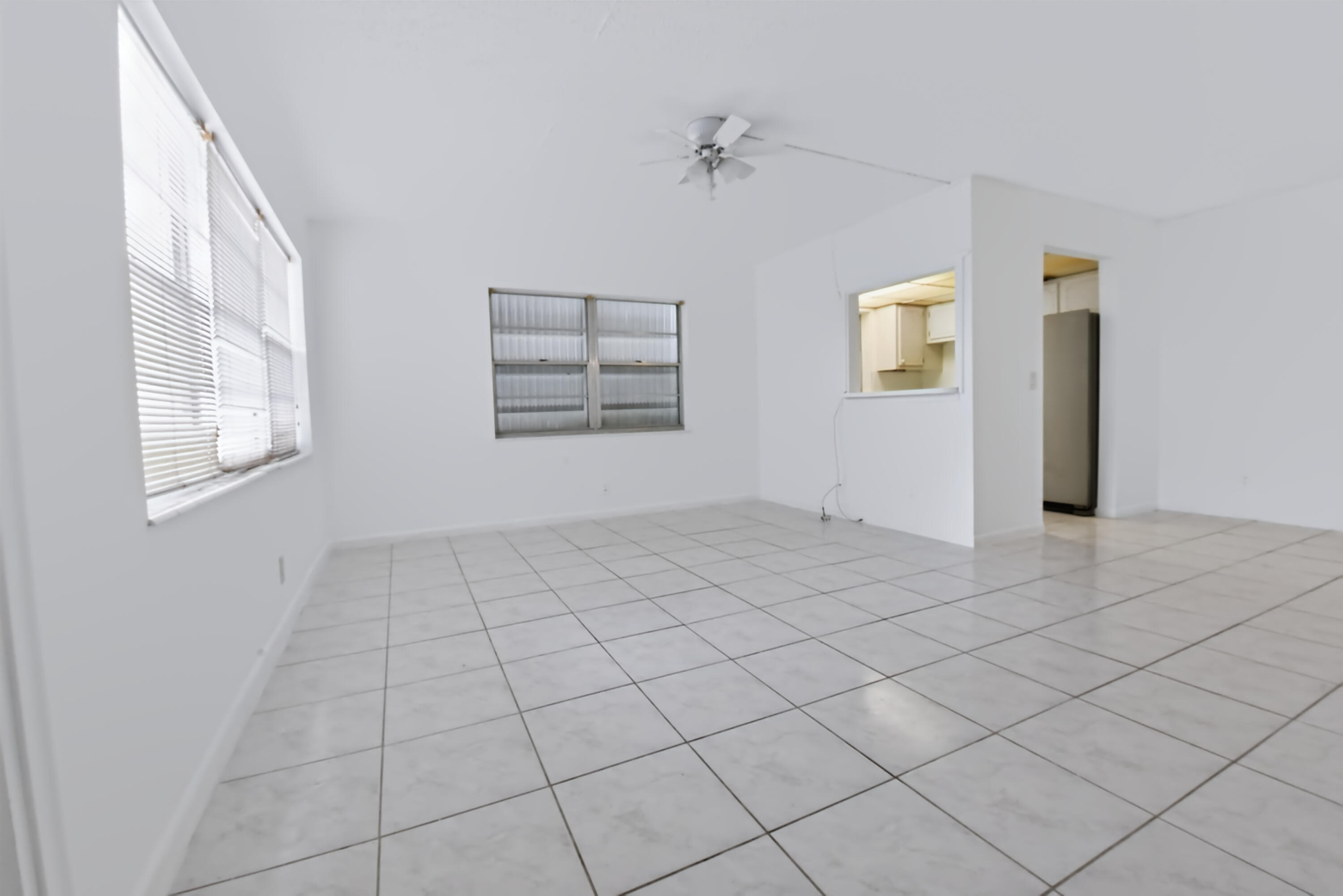 264 Northampton N Property Photo 4