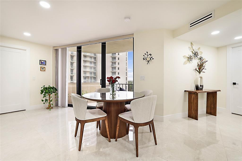 2800 N Ocean Drive B-9a Property Photo 8