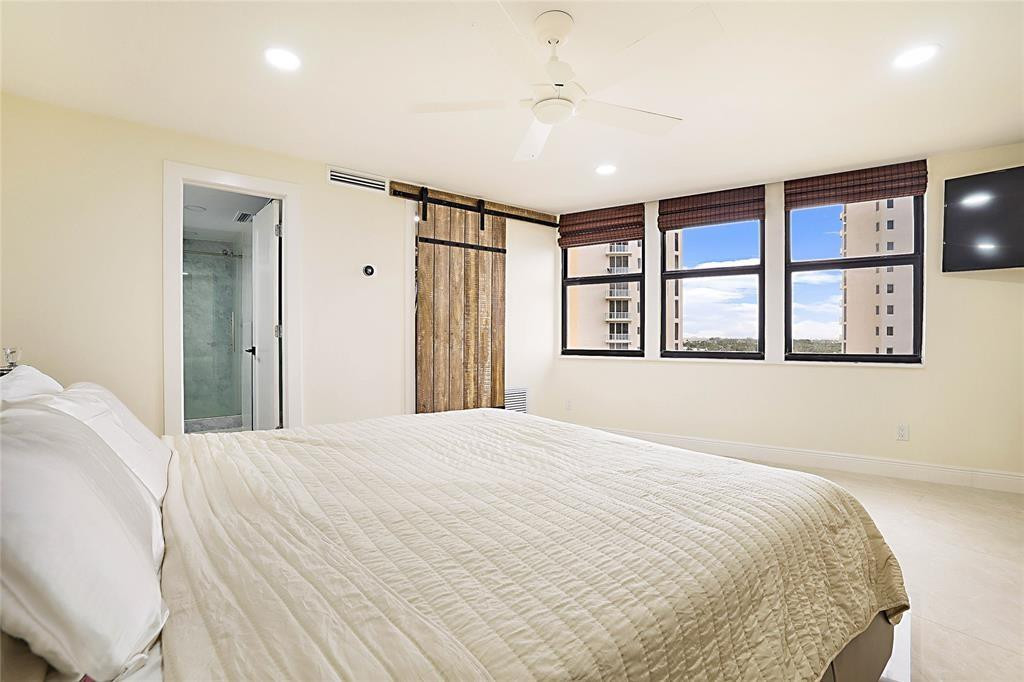 2800 N Ocean Drive B-9a Property Photo 16