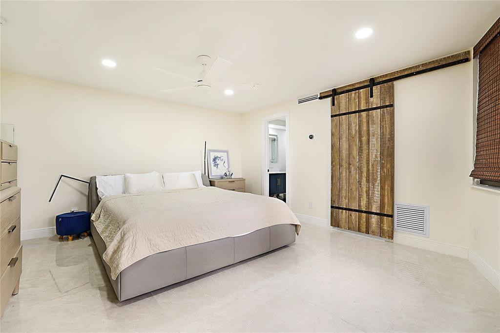 2800 N Ocean Drive B-9a Property Photo 17