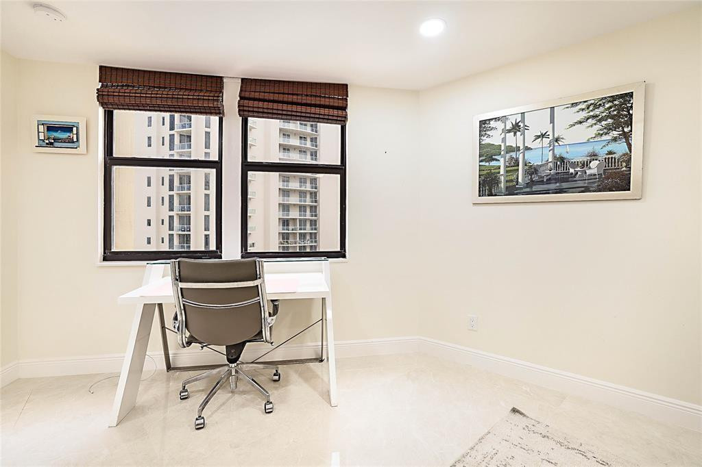 2800 N Ocean Drive B-9a Property Photo 24