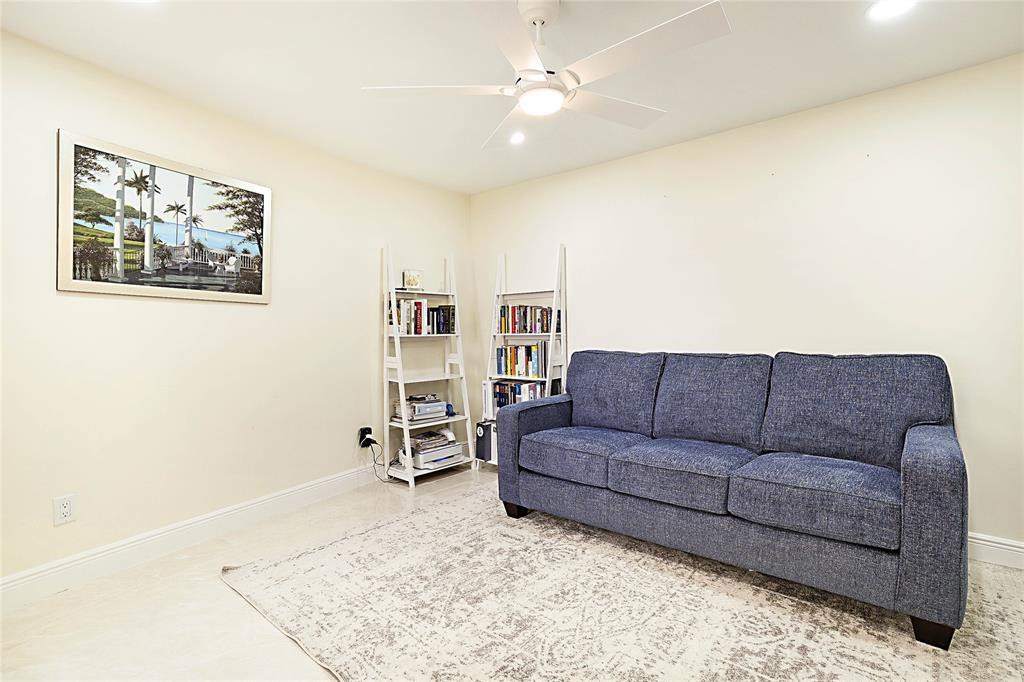 2800 N Ocean Drive B-9a Property Photo 27