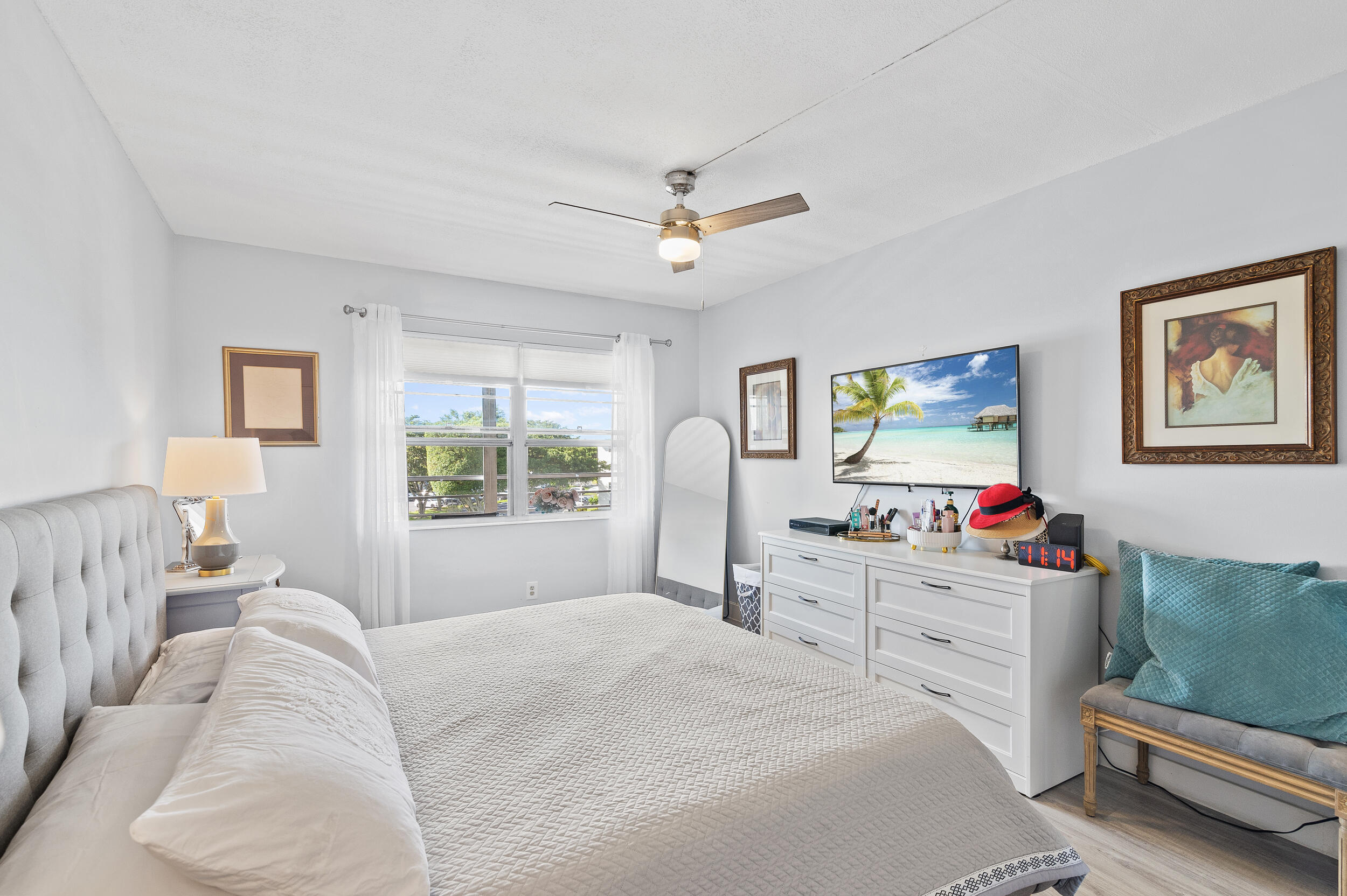 4064 Cornwall D Property Photo 16