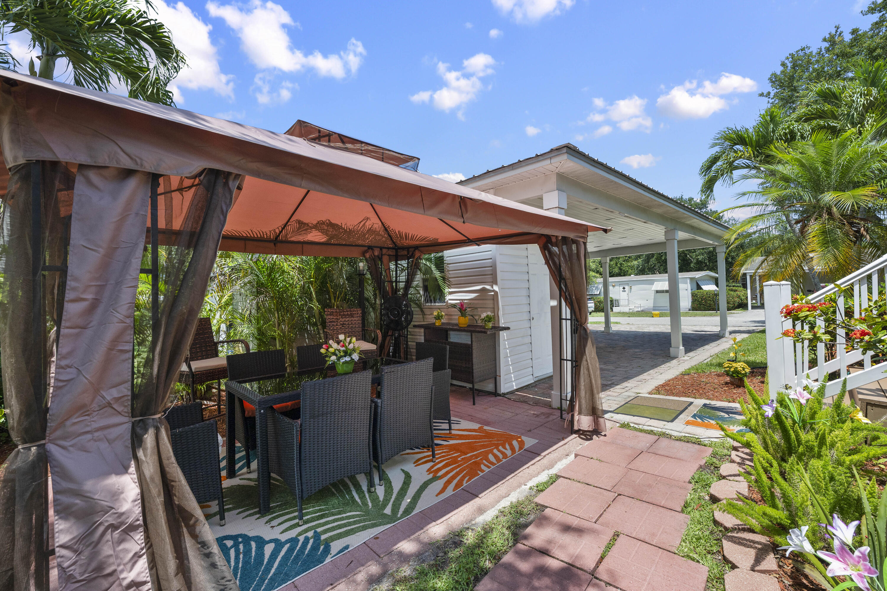 2555 Pga Boulevard 41 Property Photo 5