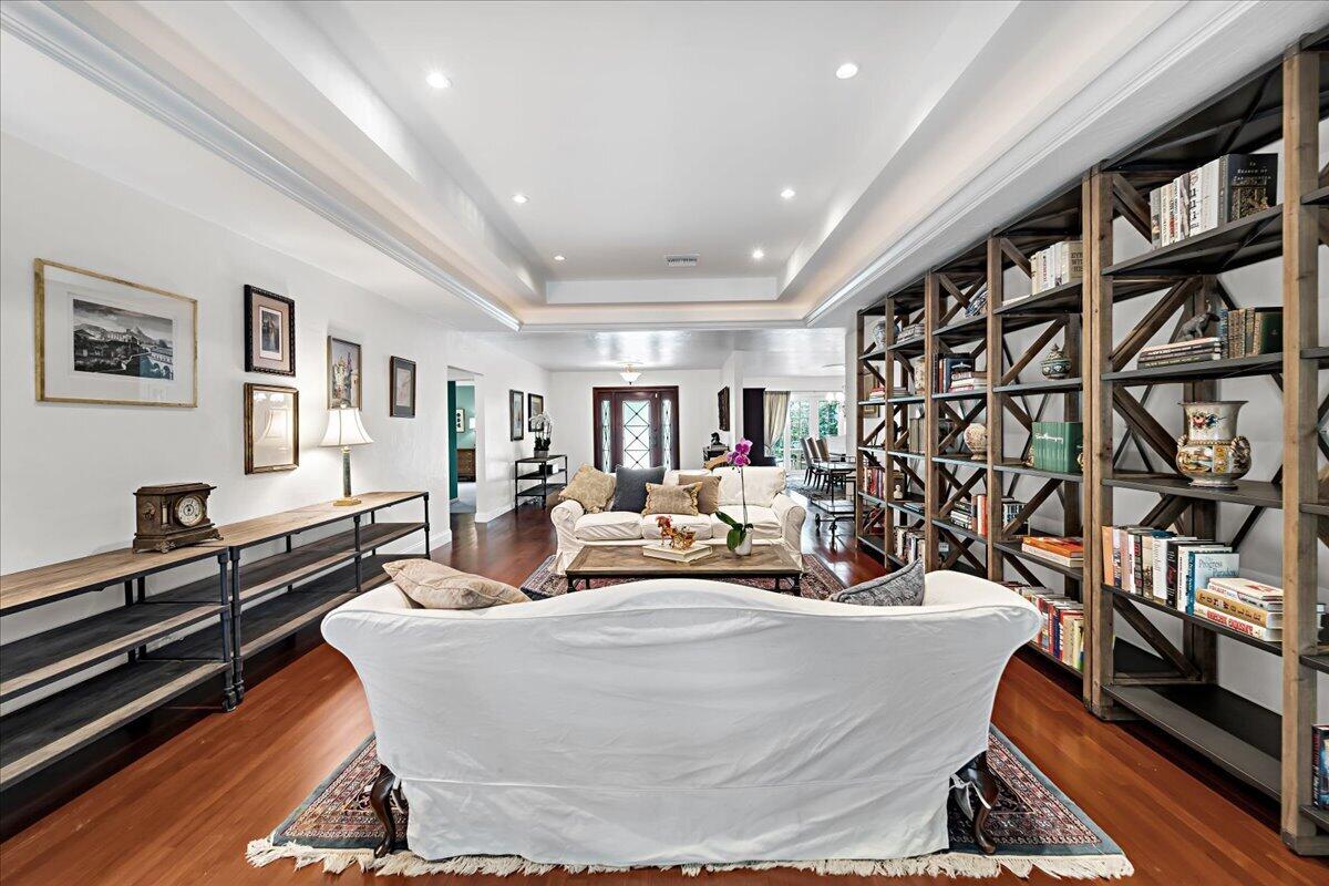 2908 Banyan Blvd Circle Nw Property Photo 10