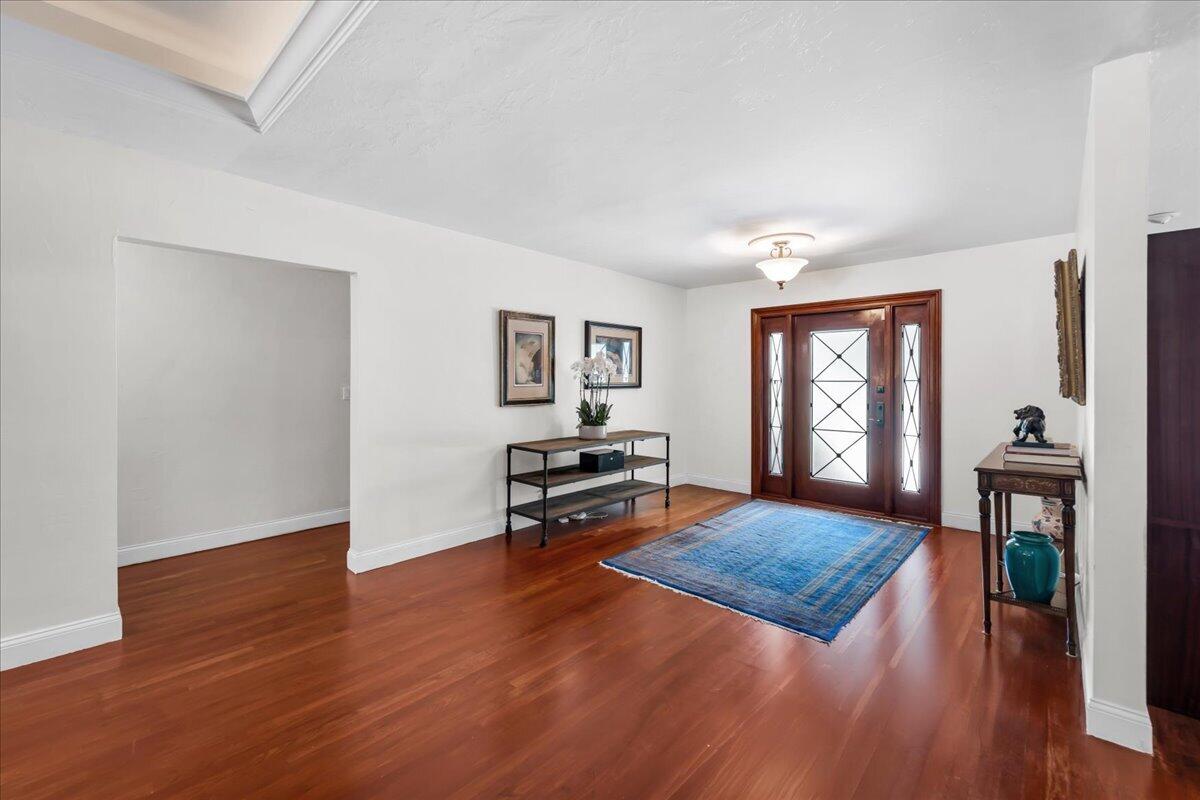 2908 Banyan Blvd Circle Nw Property Photo 12