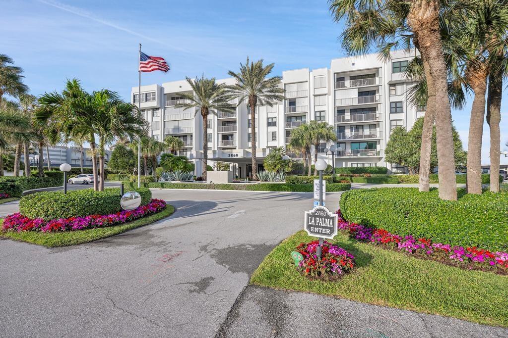 2860 S Ocean Boulevard 516 Property Photo 16