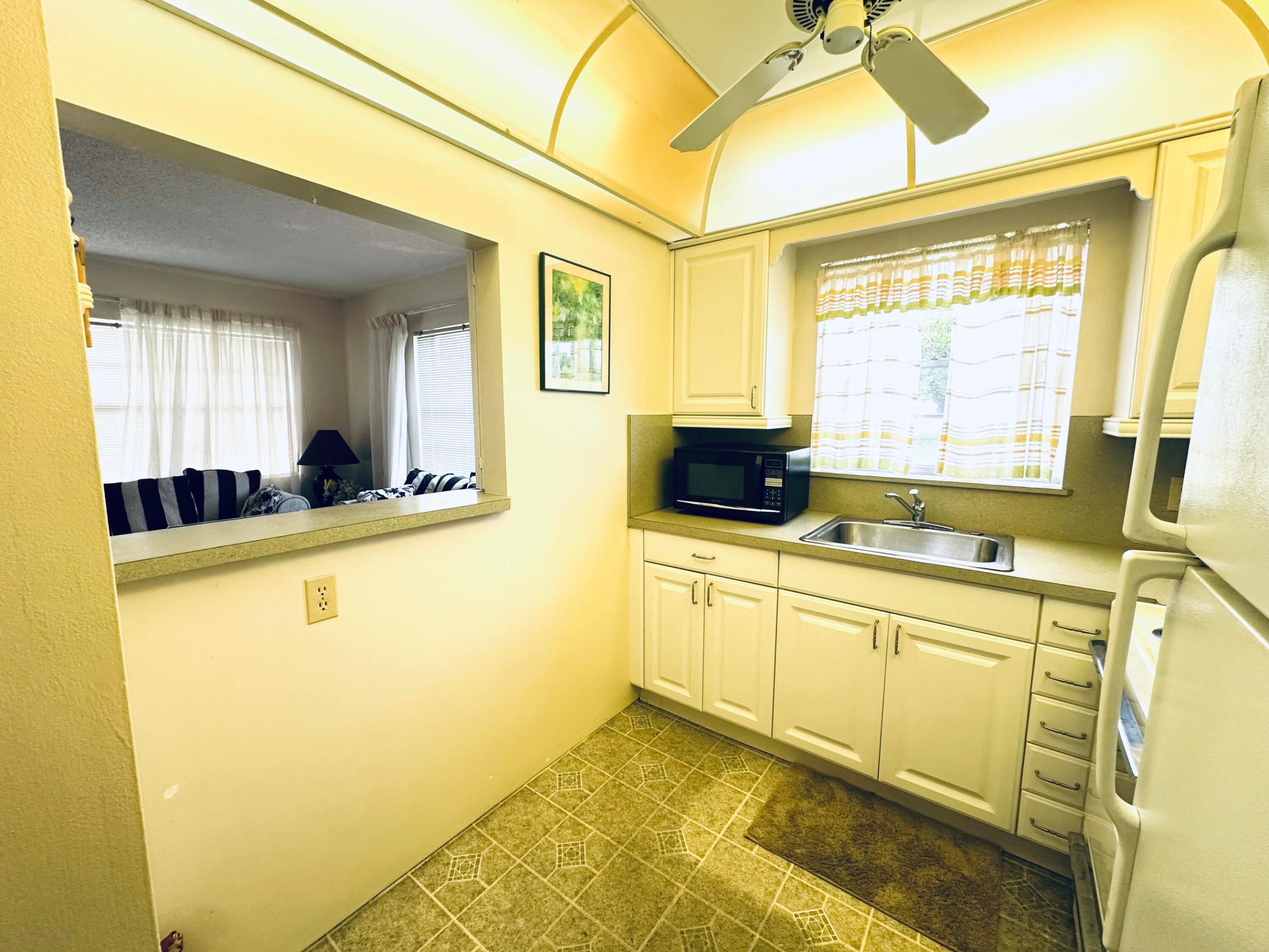 8 Grantham D Property Photo 12