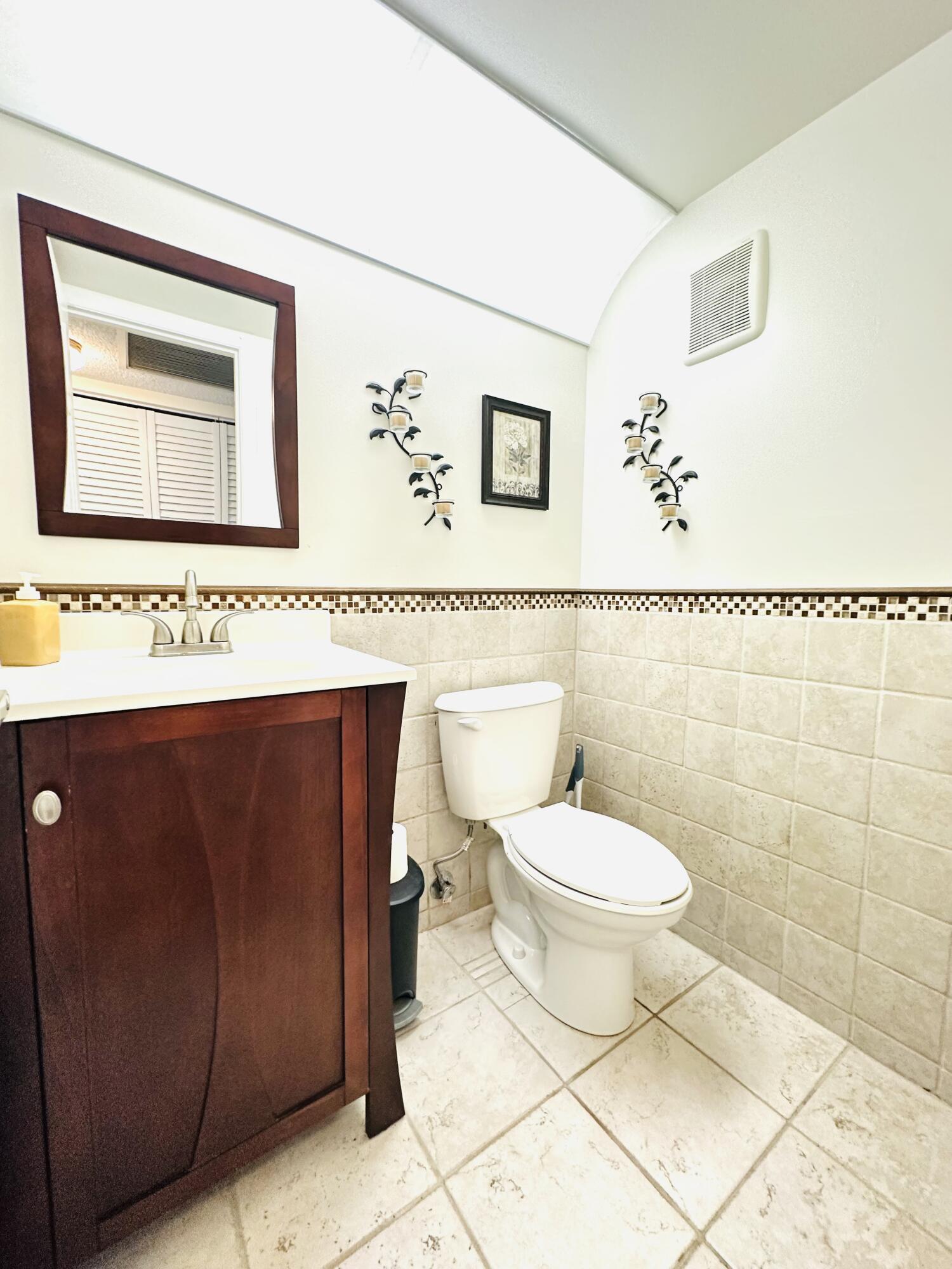 8 Grantham D Property Photo 13