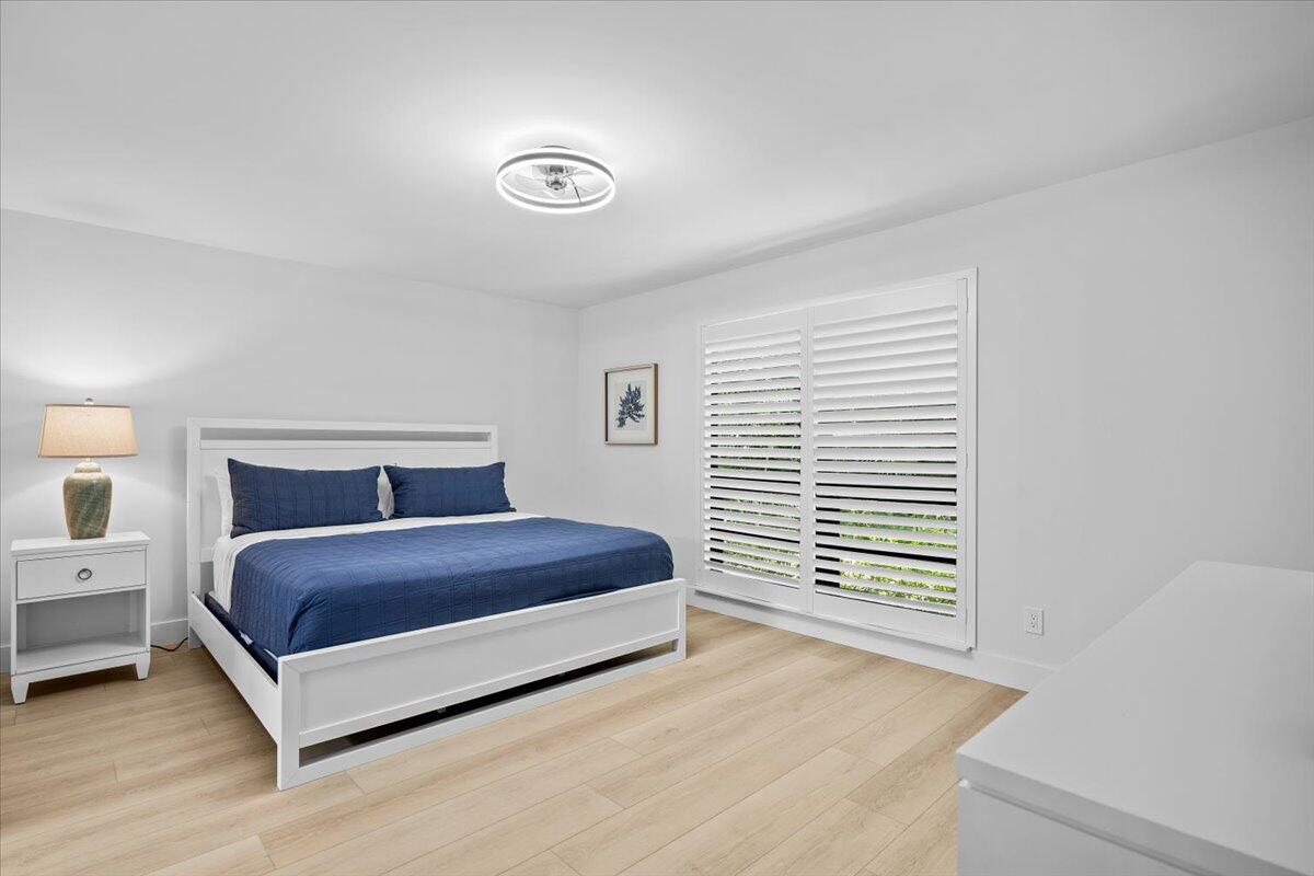 221 Brackenwood Terrace Property Photo 11