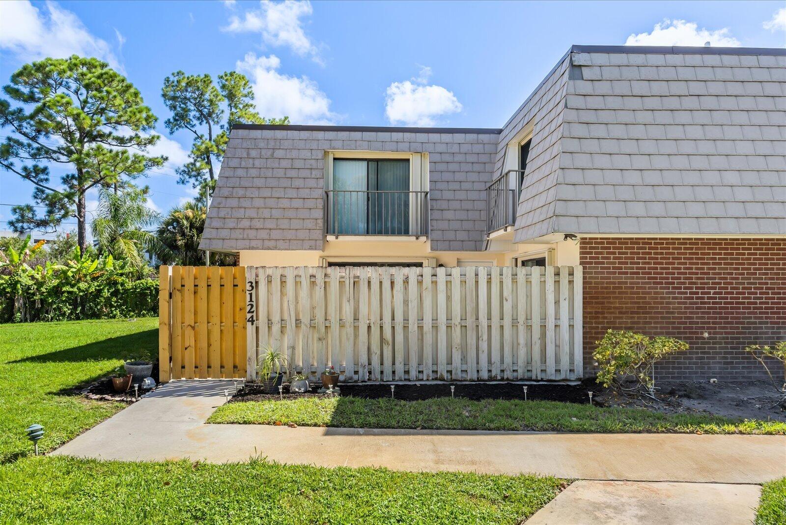 3124 Se Brook Street Property Photo 1