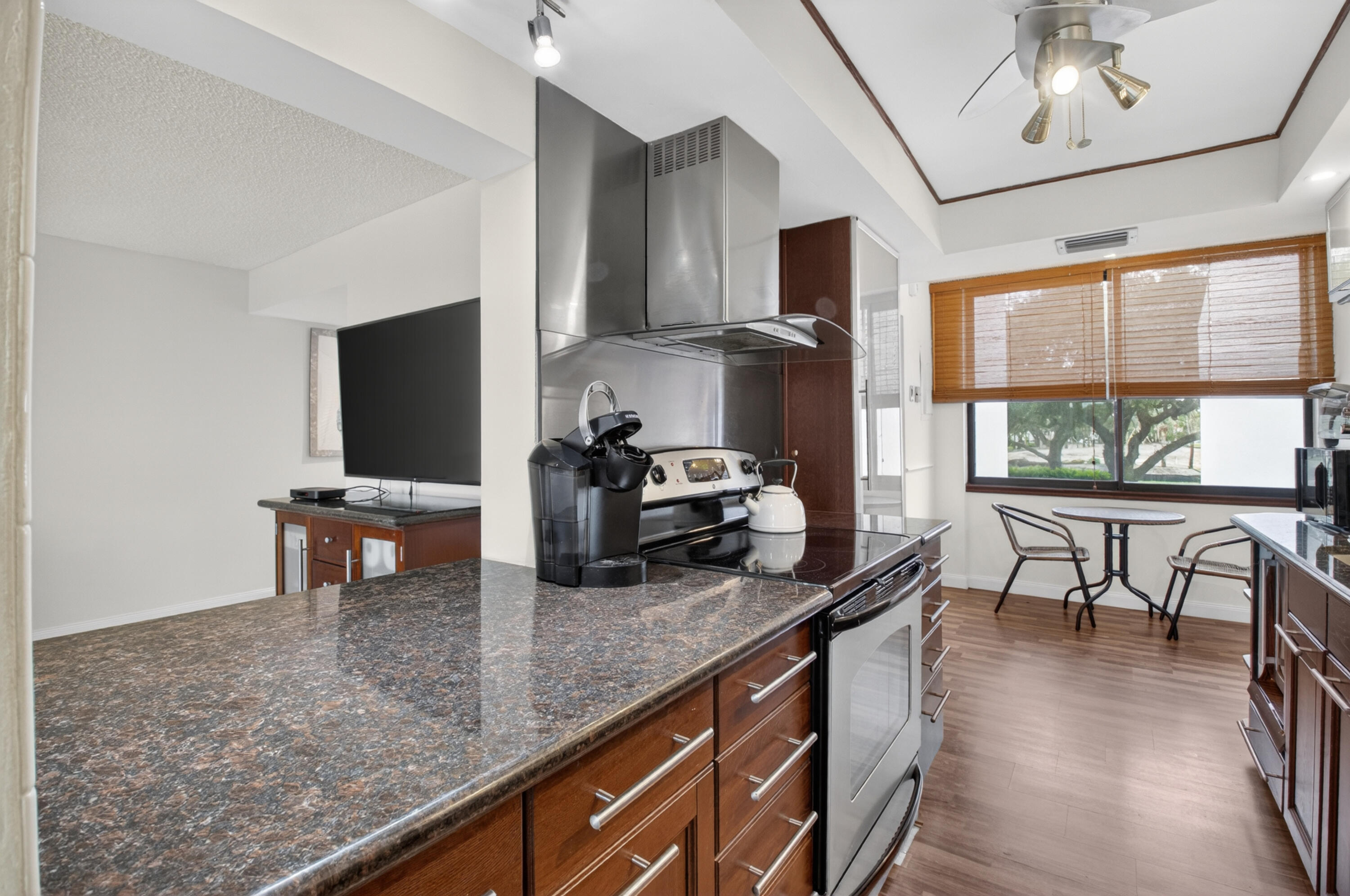 3604 Bridgewood Drive Property Photo 12