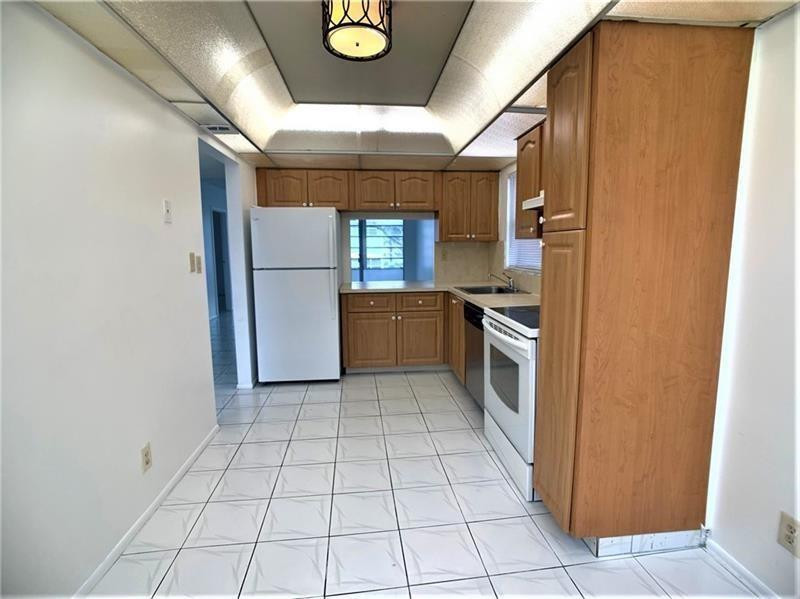 8360 Sands Point Boulevard G210 Property Photo 5