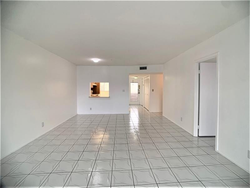 8360 Sands Point Boulevard G210 Property Photo 8