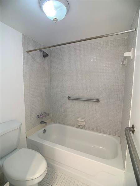 8360 Sands Point Boulevard G210 Property Photo 13