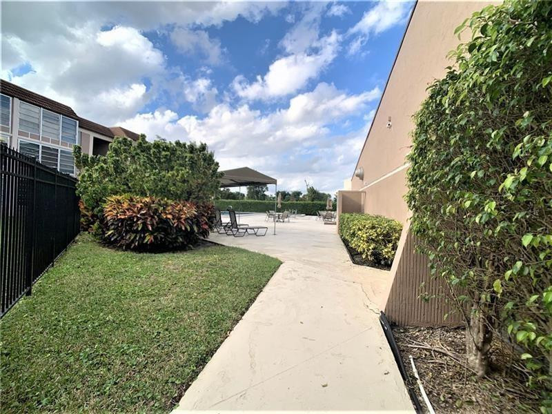 8360 Sands Point Boulevard G210 Property Photo 16